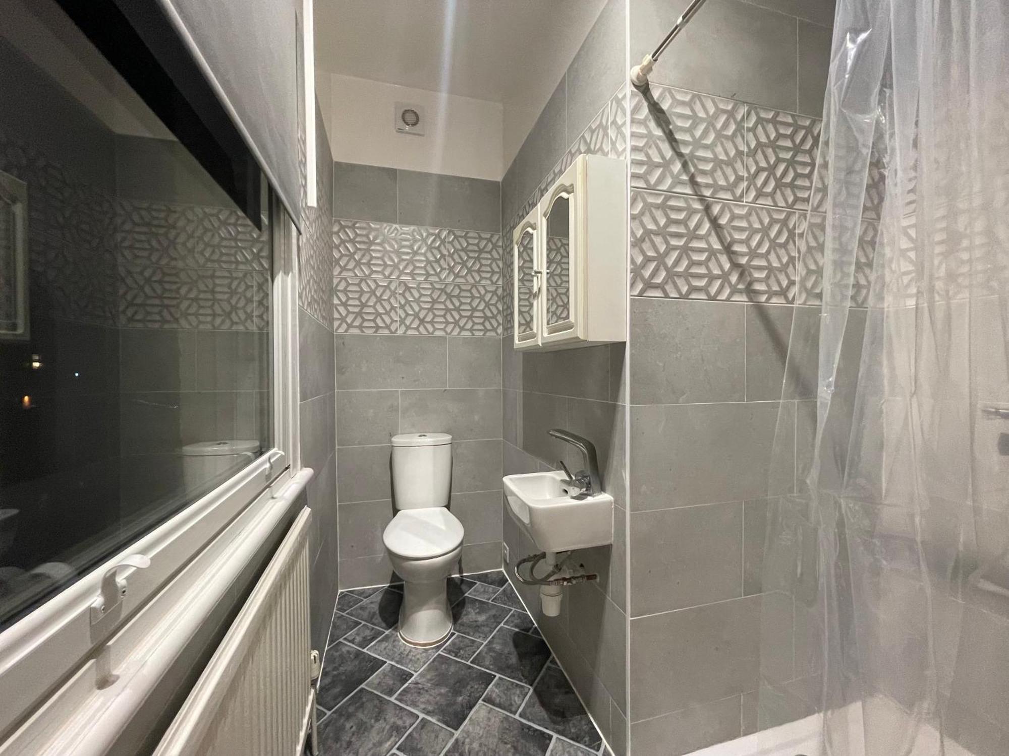Room With Private Bathroom And Shared Kitchen Londres Exterior foto